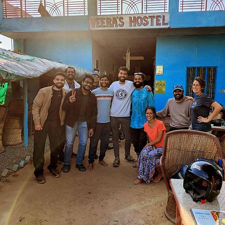 Veera'S Hostel بوشكار المظهر الخارجي الصورة