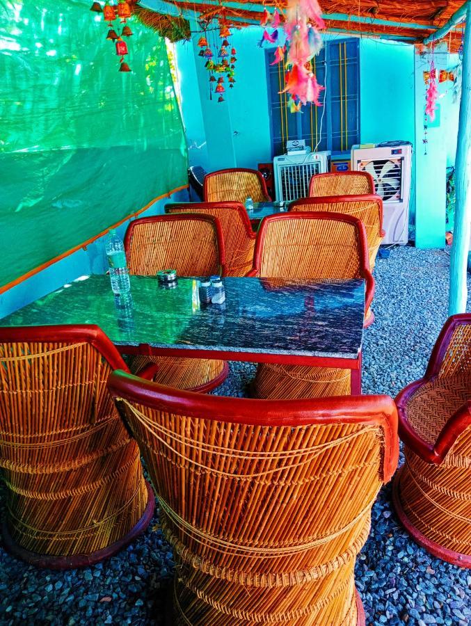 Veera'S Hostel بوشكار المظهر الخارجي الصورة